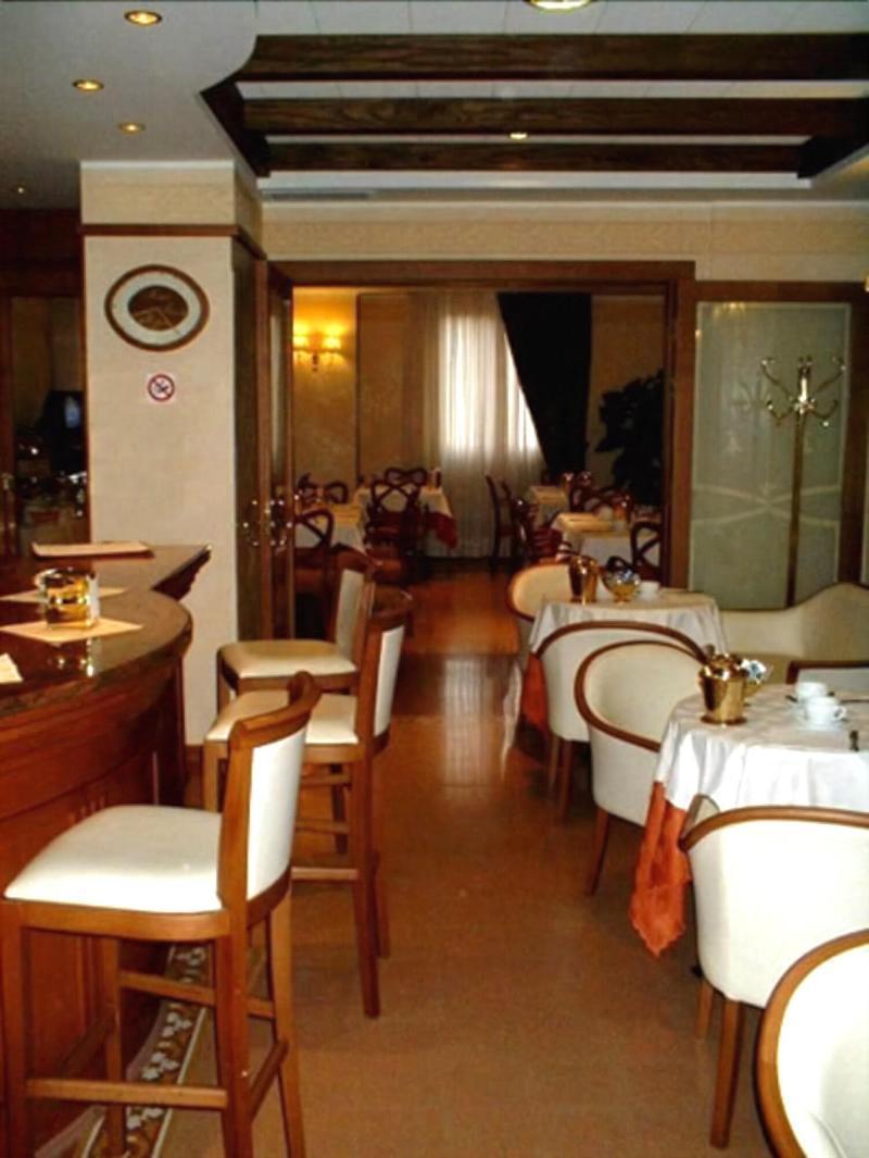 Hotel Antico Masetto Lamporecchio Restoran gambar