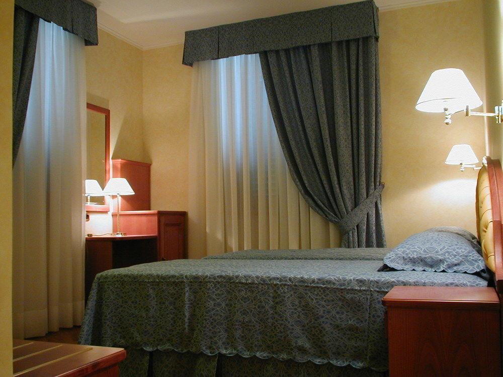 Hotel Antico Masetto Lamporecchio Luaran gambar